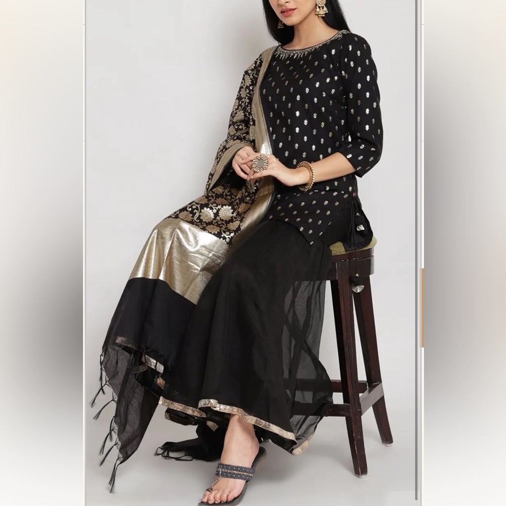 Indian / Pakistan Black Metallic Kurta Garara Suit - Picture 2 of 7